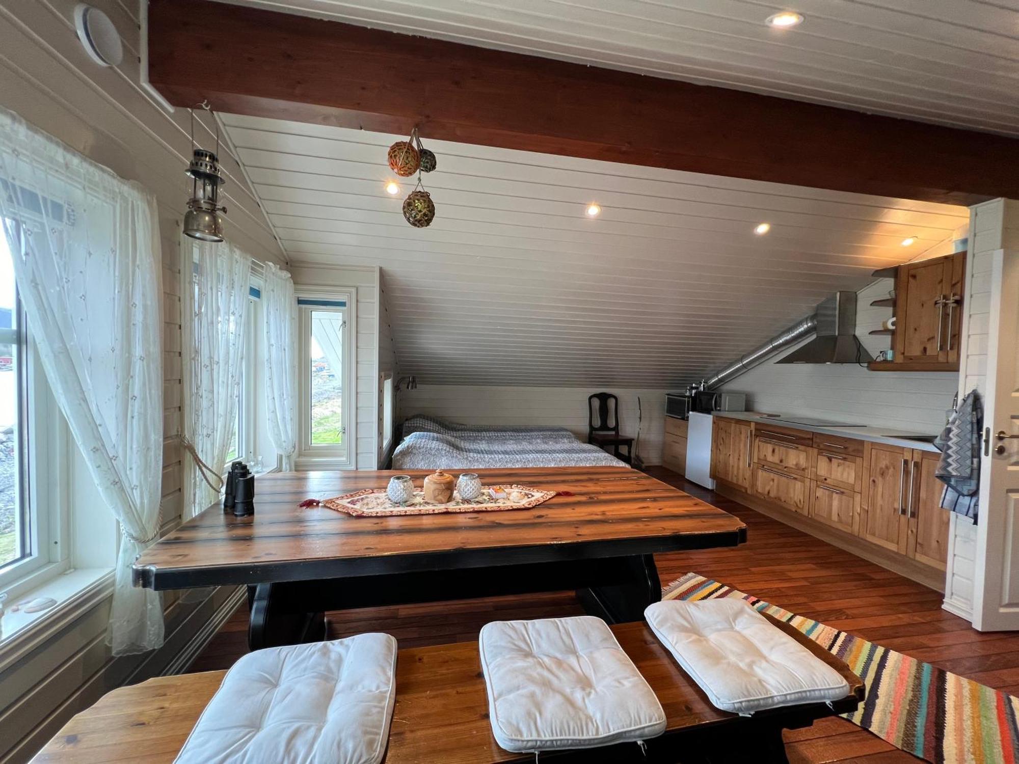 Visit Leif At Senja Apartment Gibostad ภายนอก รูปภาพ